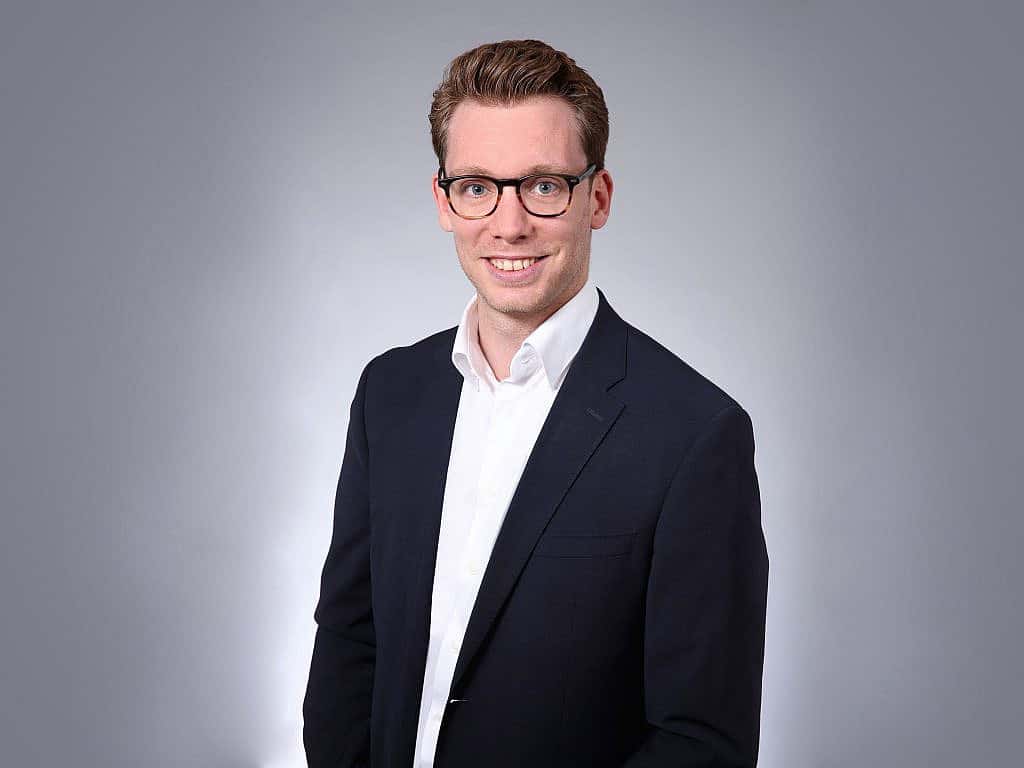 Immobilienmakler Düsseldorf Rayak: Portrait von Christian Rayak